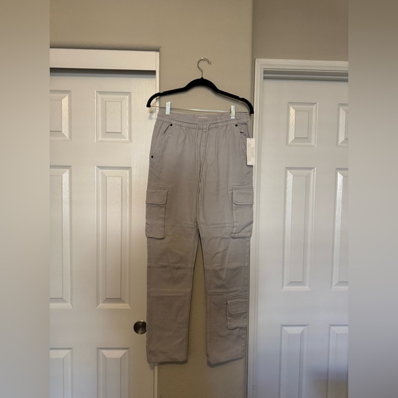Urban Outfitters Men's Light Gray Cargo Pants - Picture 1 of 4